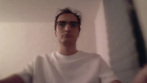 Snapshot of ahbehbi12 chatting on October 29, 2025, 11:39 pm ahbehbi12 online show from October 29, 2025, 11:39 pm