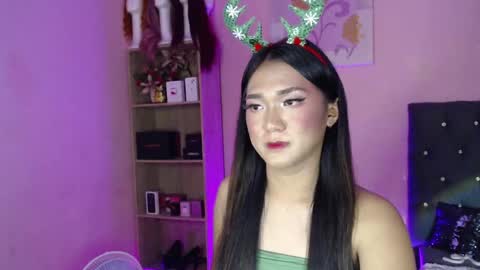 Snapshot of ahmrigrande chatting on December 11, 2024, 3:15 pm Ahmri online show from December 11, 2024, 3:15 pm