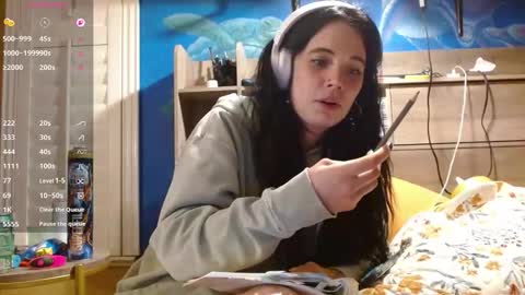 Kat online show from April 20, 2026, 12:13 am