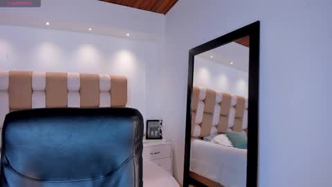 aidajoness online show from October 30, 2025, 3:35 pm