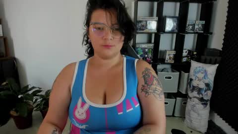 Catalina online show from December 13, 2024, 1:01 pm