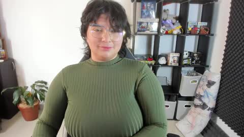 Catalina online show from February 5, 2025, 3:52 pm