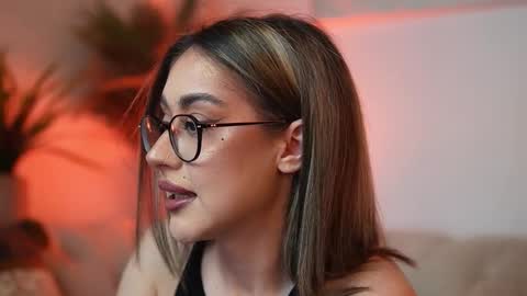  Aileen  online show from March 25, 2026, 9:21 pm