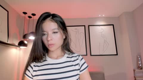  AILEEN VEGA  online show from December 11, 2024, 11:10 pm