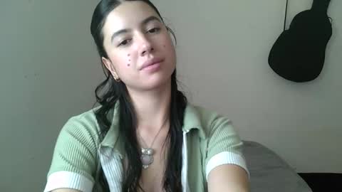 J  online show from April 10, 2026, 6:12 pm