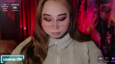 Snapshot of airisredfield_ chatting on June 4, 2026, 11:44 pm Goddess Airis online show from June 4, 2026, 11:44 pm