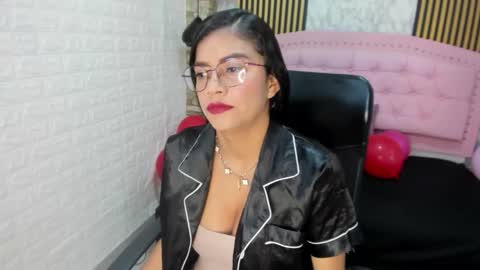 aisha__cambell online show from February 12, 2026, 11:16 am