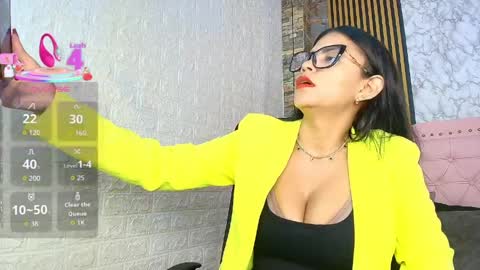 aisha__cambell online show from April 9, 2026, 9:58 am