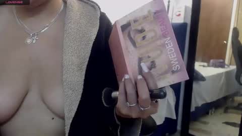 Snapshot of aisha_french chatting on February 13, 2026, 9:27 am aisha_french online show from February 13, 2026, 9:27 am