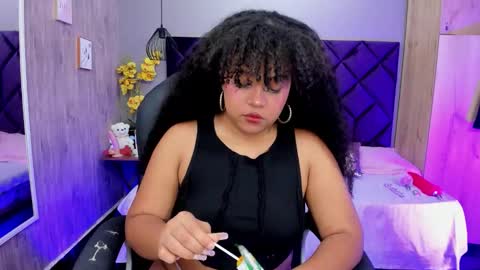 Aisha  online show from November 12, 2025, 9:03 pm