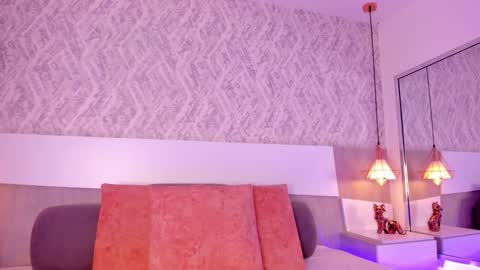 Aisha online show from October 20, 2025, 3:34 pm