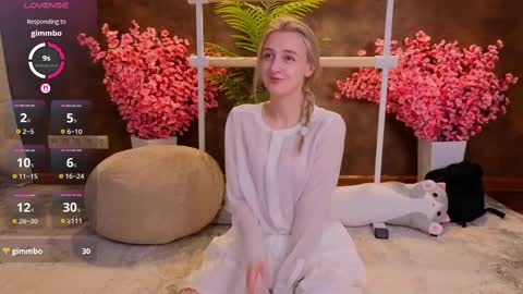 Snapshot of aishiro chatting on February 19, 2025, 12:55 pm aishiro online show from February 19, 2025, 12:55 pm