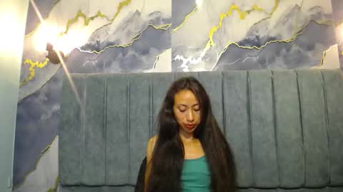 Snapshot of aitana22 chatting on November 17, 2025, 3:45 am Aitana online show from November 17, 2025, 3:45 am