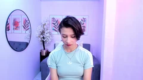 Snapshot of akaza_hakuji_ chatting on January 24, 2025, 12:31 pm Azaka  online show from January 24, 2025, 12:31 pm