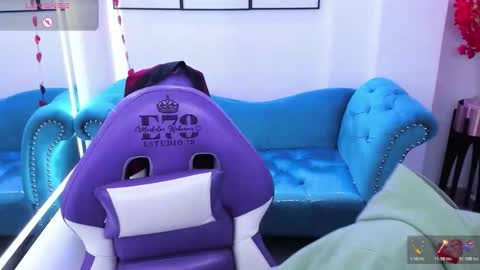 Azaka  online show from February 12, 2026, 12:33 pm