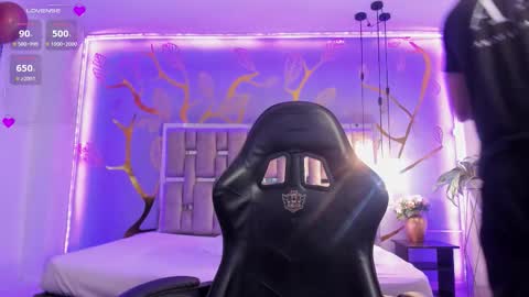 Snapshot of akazaboy chatting on October 9, 2025, 8:18 pm akazaboy online show from October 9, 2025, 8:18 pm