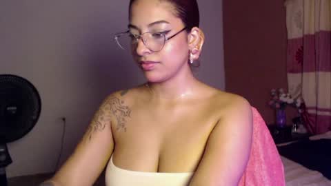 Akemi 3 online show from May 14, 2026, 2:24 pm