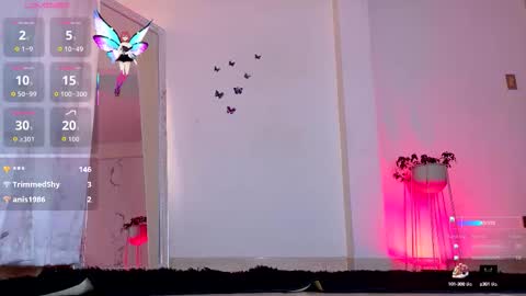 Akemi online show from September 13, 2025, 5:24 pm