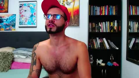 Snapshot of akiles_r chatting on January 23, 2025, 11:15 pm akiles online show from January 23, 2025, 11:15 pm