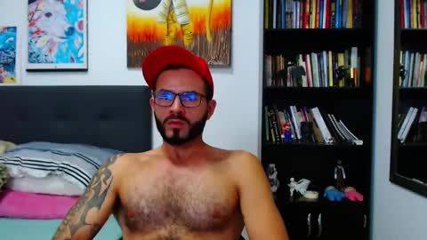 Snapshot of akiles_r chatting on January 31, 2025, 2:48 am akiles online show from January 31, 2025, 2:48 am