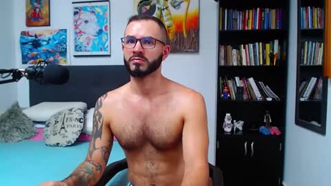 Snapshot of akiles_r chatting on February 13, 2025, 9:17 pm akiles online show from February 13, 2025, 9:17 pm