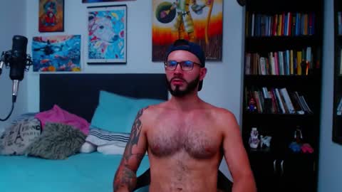 Snapshot of akiles_r chatting on February 27, 2025, 9:14 pm akiles online show from February 27, 2025, 9:14 pm