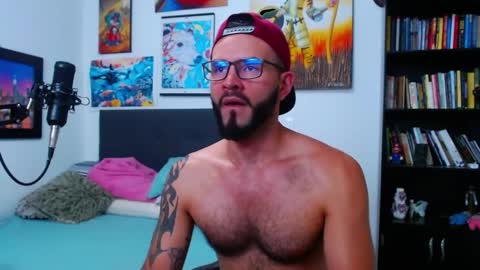 Snapshot of akiles_r chatting on March 3, 2025, 11:24 pm akiles online show from March 3, 2025, 11:24 pm