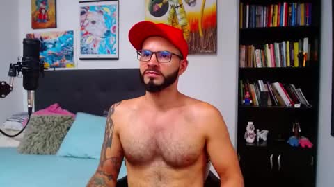 Snapshot of akiles_r chatting on March 7, 2025, 9:17 pm akiles online show from March 7, 2025, 9:17 pm