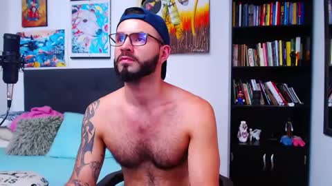 Snapshot of akiles_r chatting on March 10, 2025, 10:13 pm akiles online show from March 10, 2025, 10:13 pm