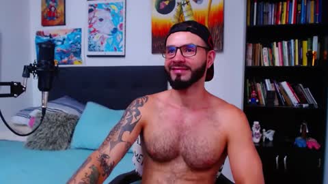 Snapshot of akiles_r chatting on March 12, 2025, 10:17 pm akiles online show from March 12, 2025, 10:17 pm