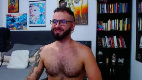 Snapshot of akiles_r chatting on September 29, 2025, 11:31 pm akiles online show from September 29, 2025, 11:31 pm