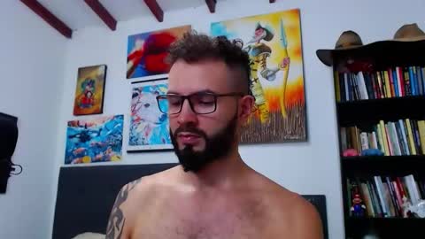 Snapshot of akiles_r chatting on October 21, 2025, 12:22 am akiles online show from October 21, 2025, 12:22 am