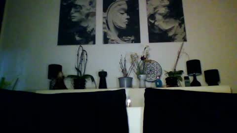 MIHAELA online show from May 14, 2026, 2:35 pm