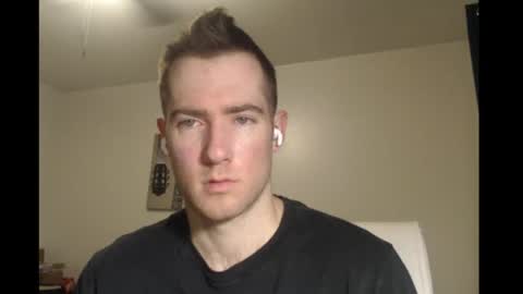 Snapshot of al3xzanderth3gr3at chatting on September 24, 2025, 10:24 pm Alex online show from September 24, 2025, 10:24 pm