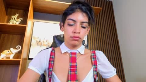 Alahia Rodriguez online show from April 3, 2026, 12:25 pm