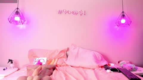 Snapshot of alahia_betancur chatting on February 13, 2025, 6:16 pm Alahia  online show from February 13, 2025, 6:16 pm