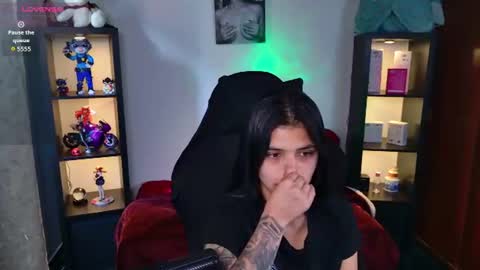 Snapshot of alaia_asuka chatting on July 18, 2026, 6:23 pm Alaia online show from July 18, 2026, 6:23 pm