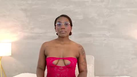 Snapshot of alaia_colins chatting on July 9, 2026, 4:38 am alaia_colins online show from July 9, 2026, 4:38 am