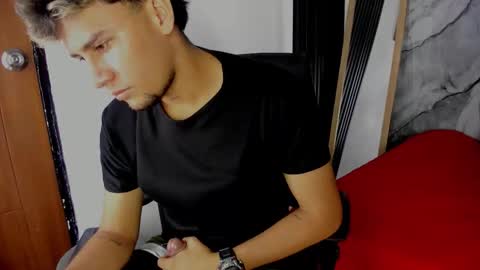 alan__smith online show from November 28, 2025, 8:00 pm