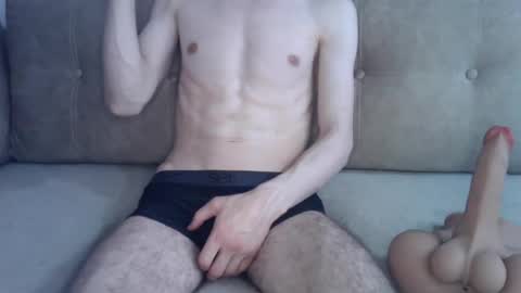alan_mil online show from June 8, 2026, 1:39 am