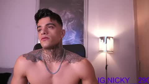 alan_morrys online show from April 25, 2026, 12:24 am