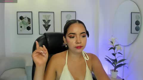 Snapshot of alana_martiins chatting on April 9, 2026, 8:36 pm alana online show from April 9, 2026, 8:36 pm