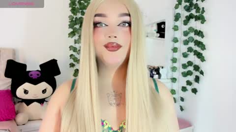 Snapshot of alana_muller_ chatting on June 22, 2026, 5:04 am Alana Muller online show from June 22, 2026, 5:04 am