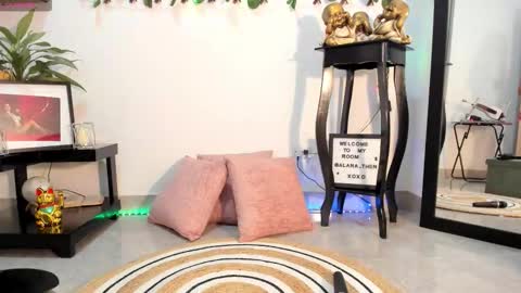       online show from November 18, 2025, 11:26 pm