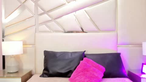 alana online show from January 31, 2025, 11:46 am