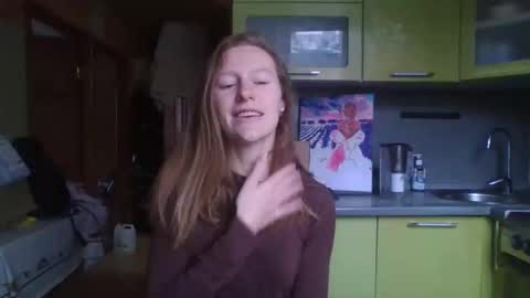 Elisa online show from March 2, 2025, 12:22 pm