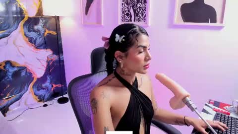 Snapshot of alanna_wild chatting on June 9, 2026, 7:14 pm Alana online show from June 9, 2026, 7:14 pm