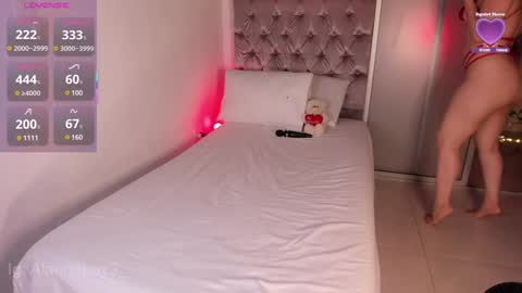 Snapshot of alannalove__ chatting on February 3, 2025, 11:58 pm Alanna online show from February 3, 2025, 11:58 pm