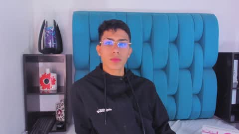 Snapshot of alannaughty_ chatting on January 8, 2025, 9:01 pm alannaughty_ online show from January 8, 2025, 9:01 pm