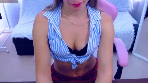 Snapshot of alanniasand chatting on September 23, 2025, 6:38 am alanniasand online show from September 23, 2025, 6:38 am